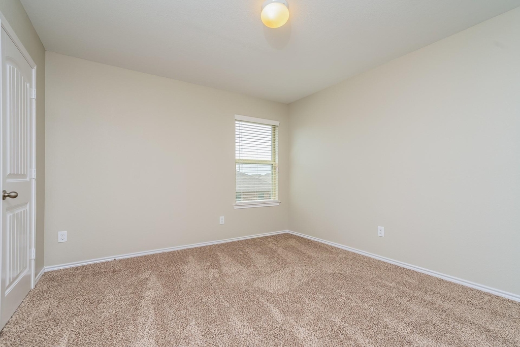 2212 Tombstone Road - Photo 9