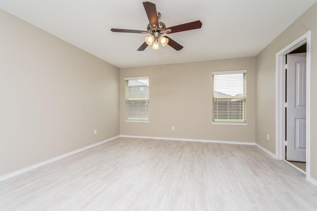 2212 Tombstone Road - Photo 8