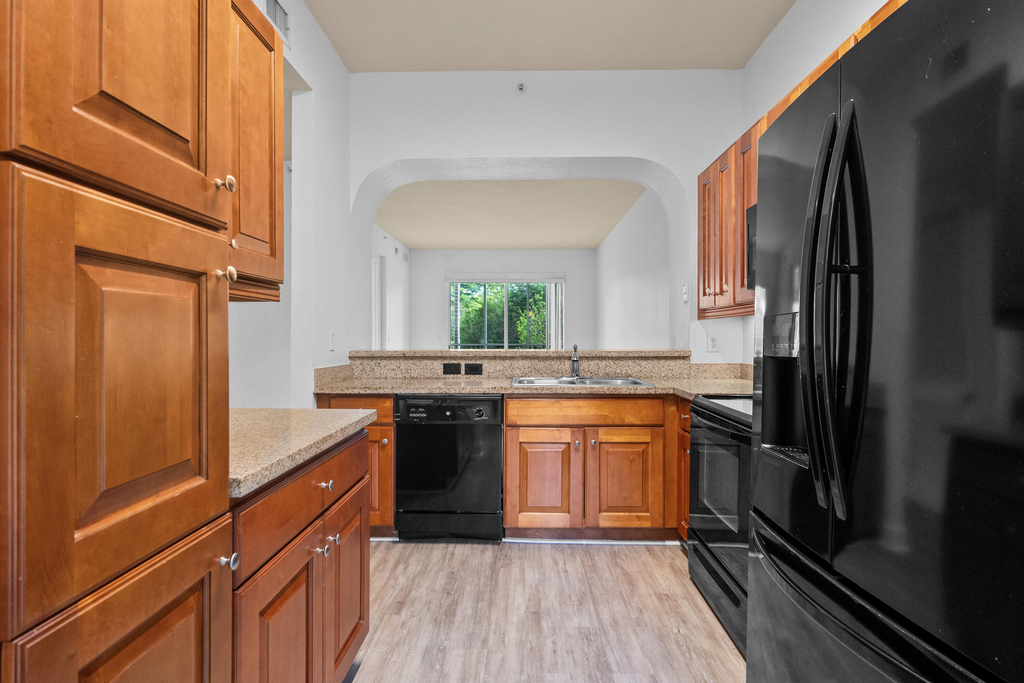 3500 Oaks Clubhouse Drive - Photo 4