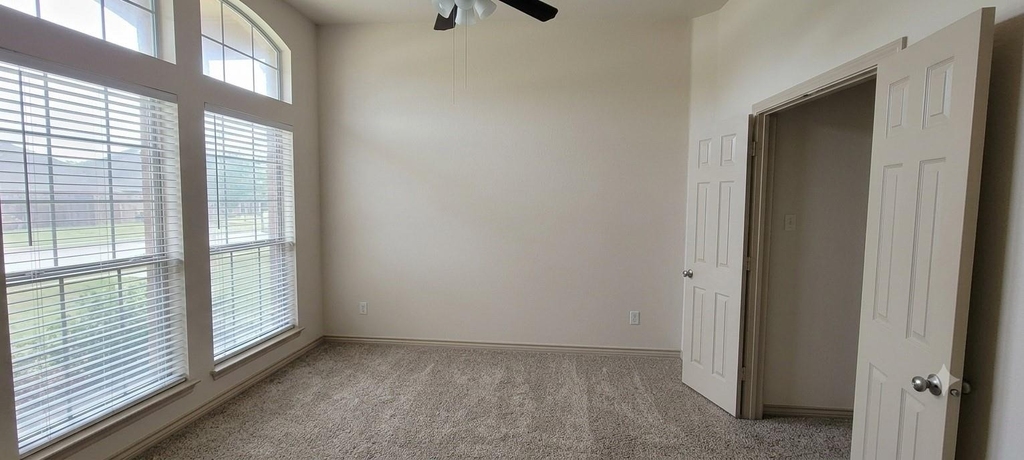 13733 Alterna Drive - Photo 11