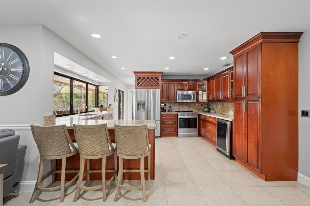 1225 Nw 111th Avenue - Photo 8