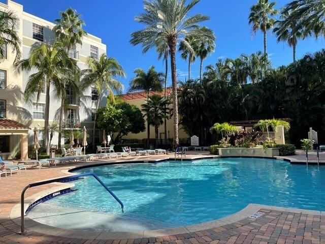 651 Okeechobee Boulevard - Photo 18