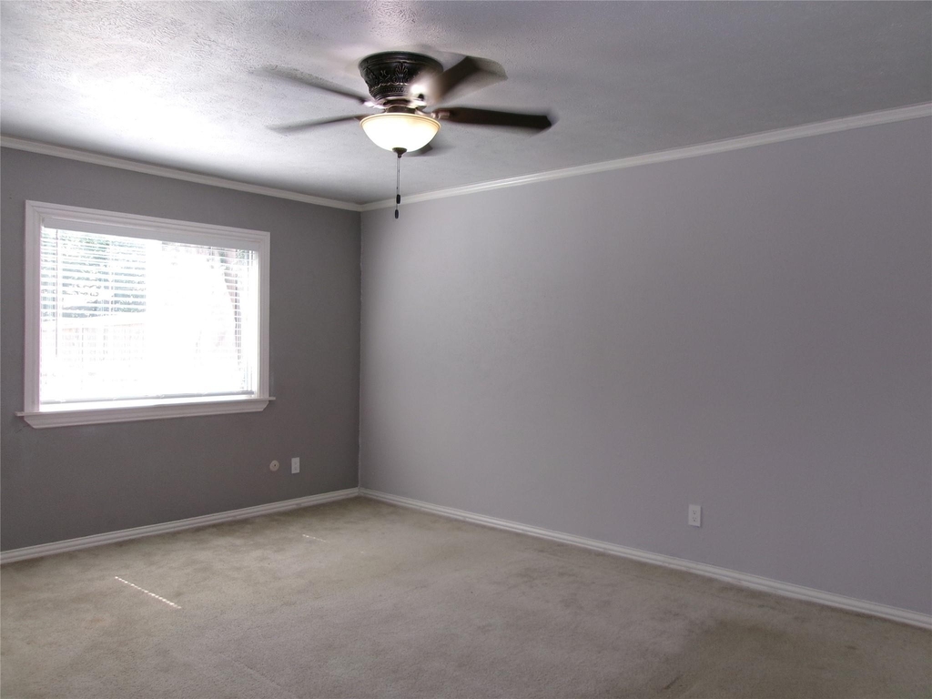 665 Stonewall Drive - Photo 9