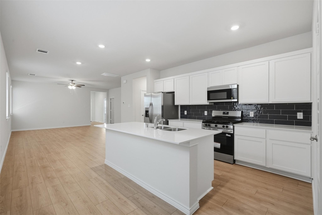 2541 Crestone Drive - Photo 5