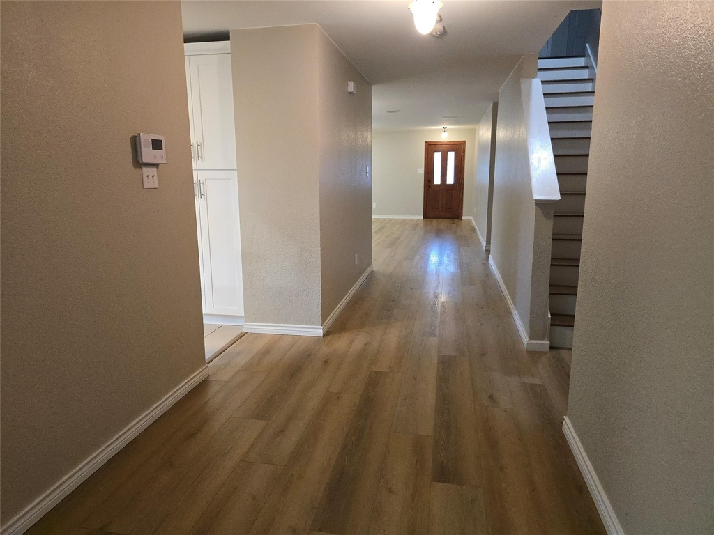 8402 Plantain Court - Photo 5