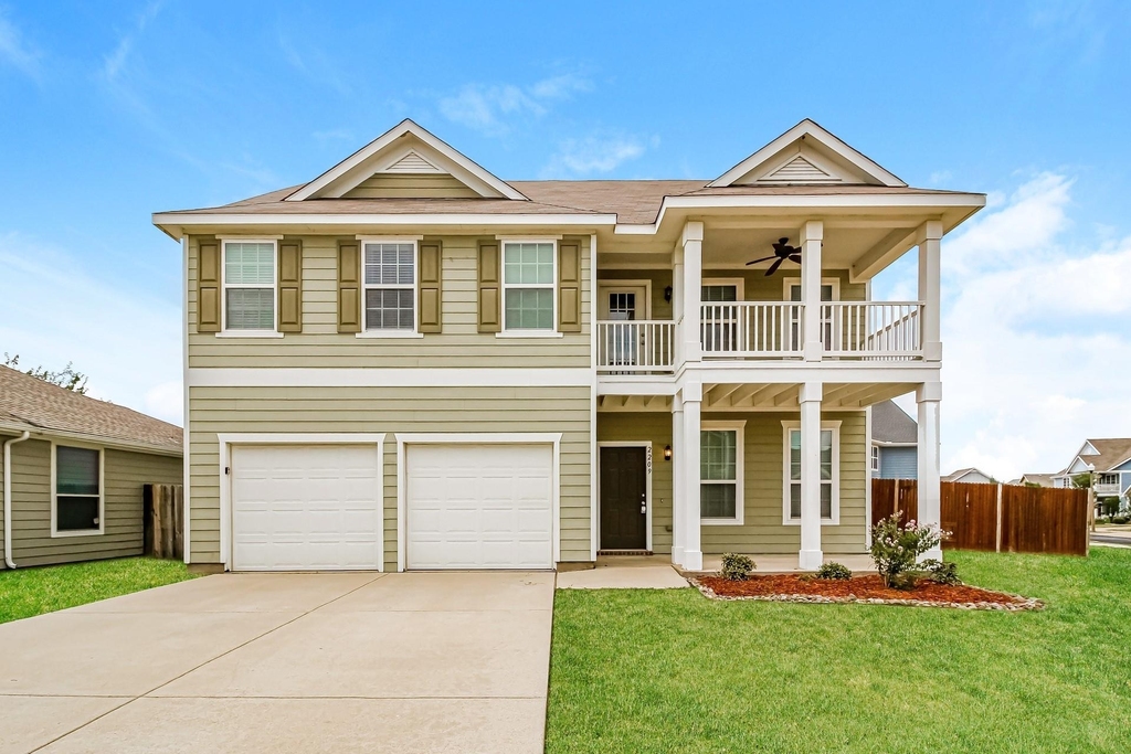 2209 Windsor Farms Drive - Photo 0