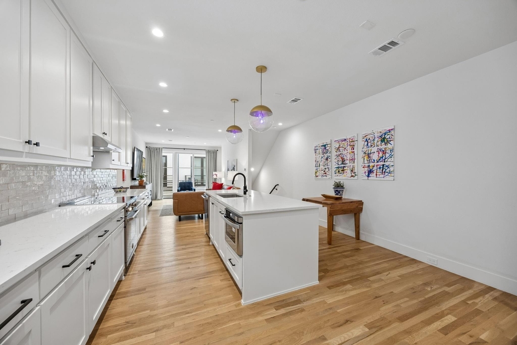 7207 Gaston Avenue - Photo 9