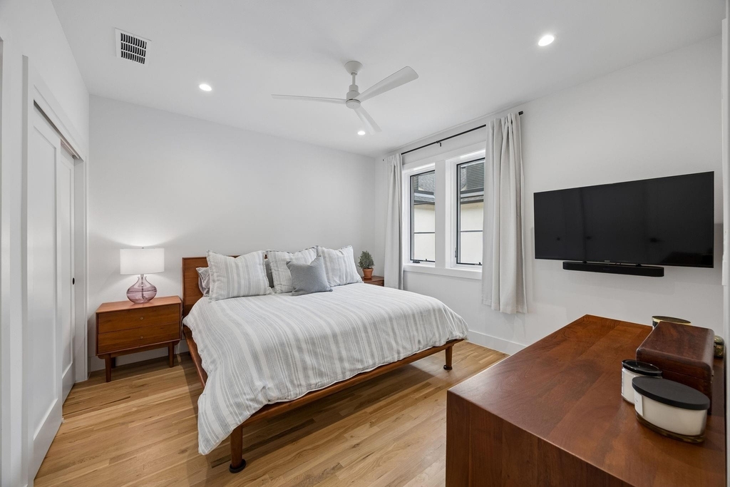 7207 Gaston Avenue - Photo 17