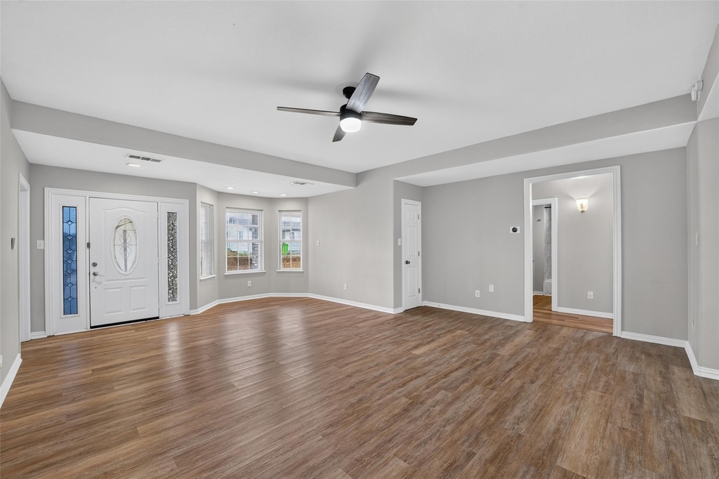 8998 Leroy Road - Photo 6
