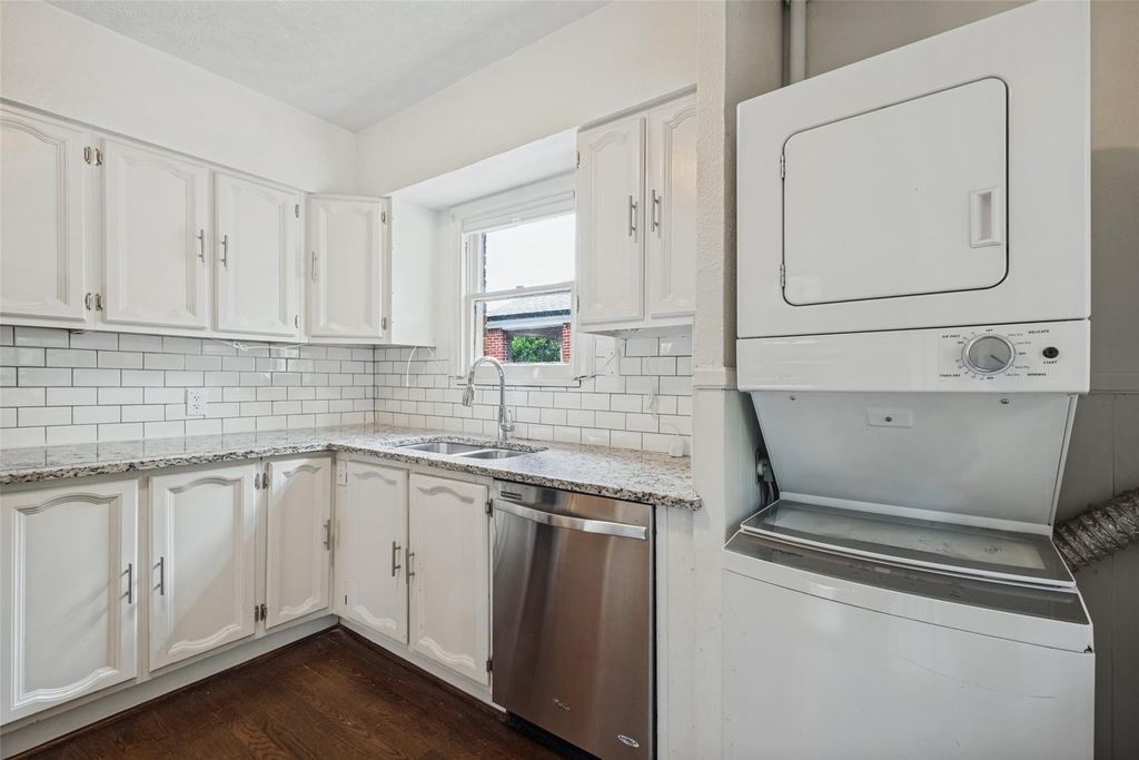 5937 Ross Avenue - Photo 12