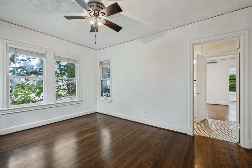 5937 Ross Avenue - Photo 19