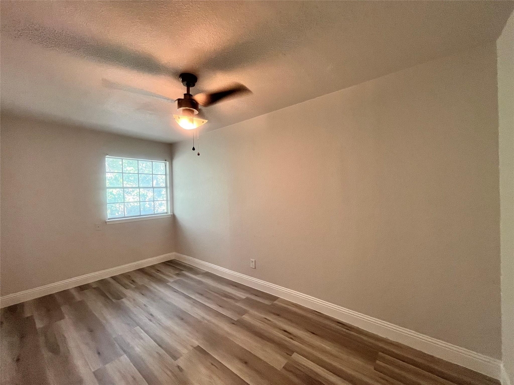 12888 Montfort Drive - Photo 5