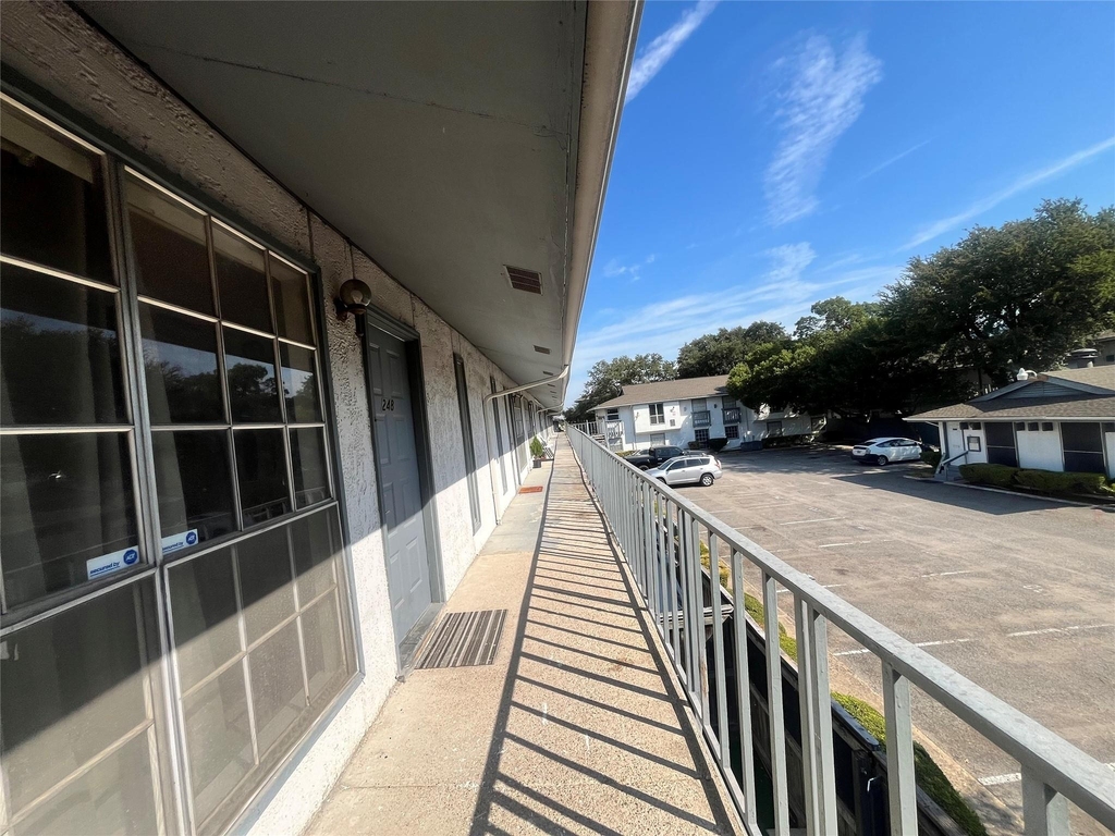 12888 Montfort Drive - Photo 13