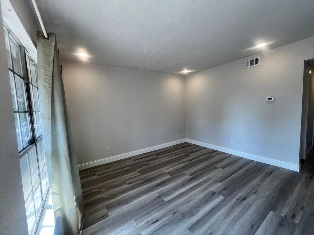 12888 Montfort Drive - Photo 12