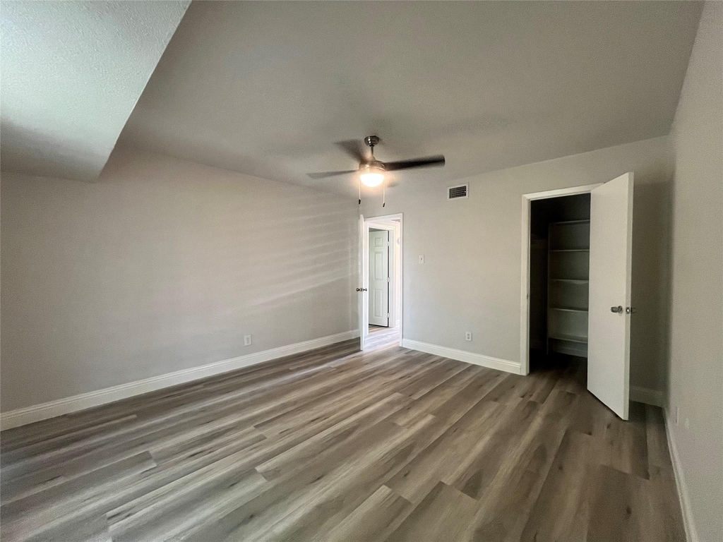 12888 Montfort Drive - Photo 9