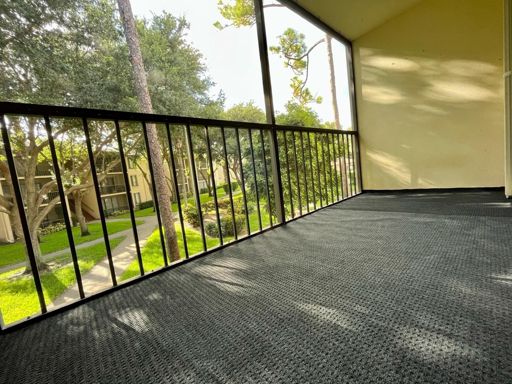 208 Foxtail Drive - Photo 9