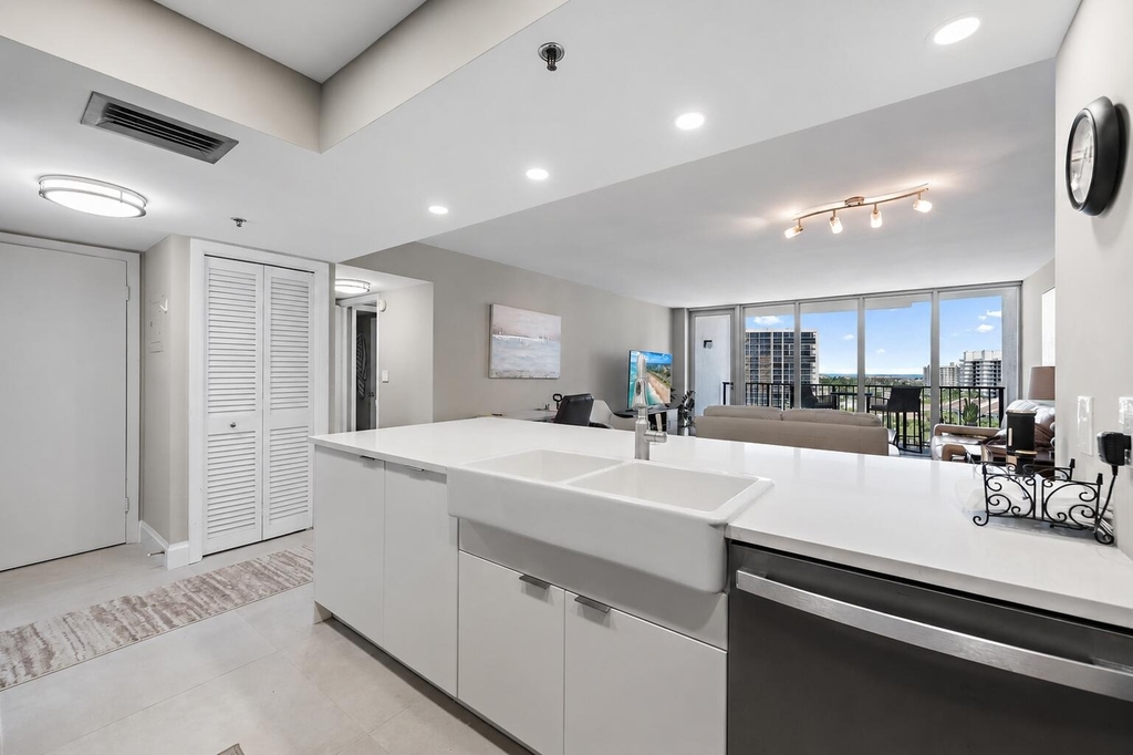 4750 S Ocean Boulevard - Photo 2