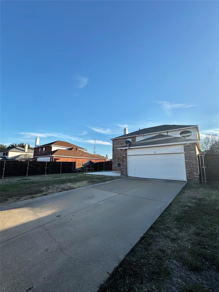 829 John Peter Way - Photo 14