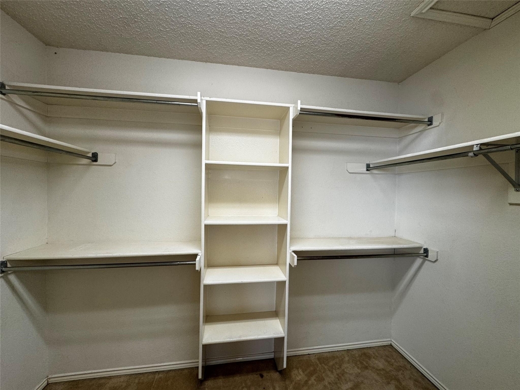 829 John Peter Way - Photo 9