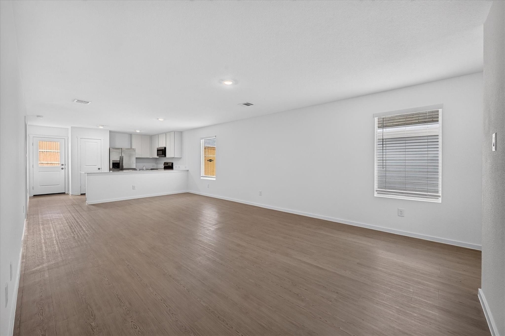 5330 Cinnamon Lane - Photo 3