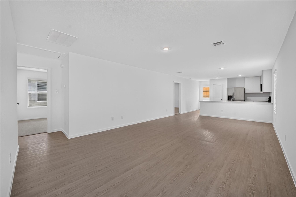 5330 Cinnamon Lane - Photo 2