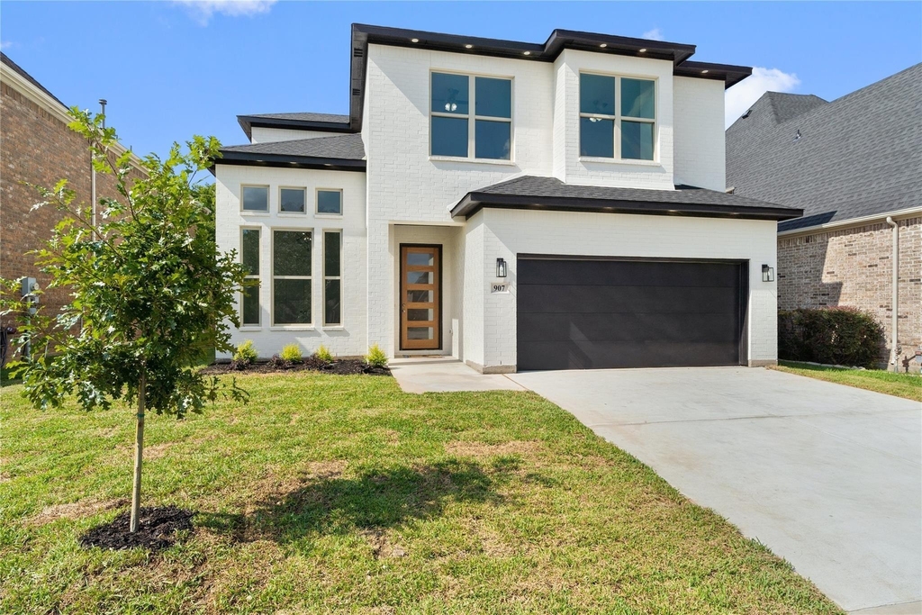 907 Saint George Place - Photo 3