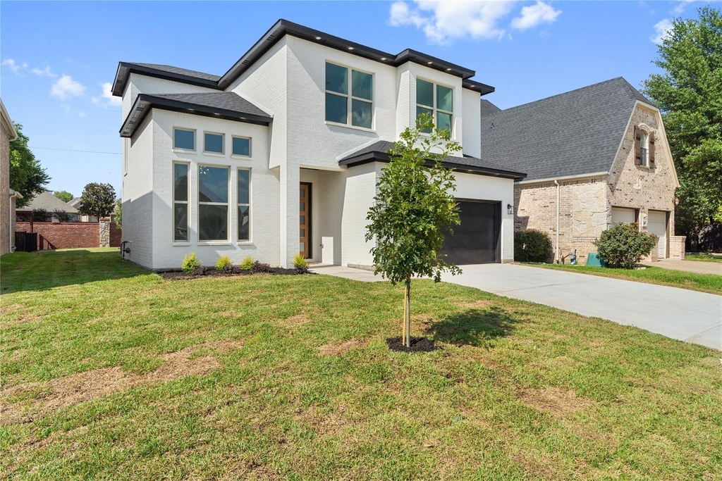 907 Saint George Place - Photo 2