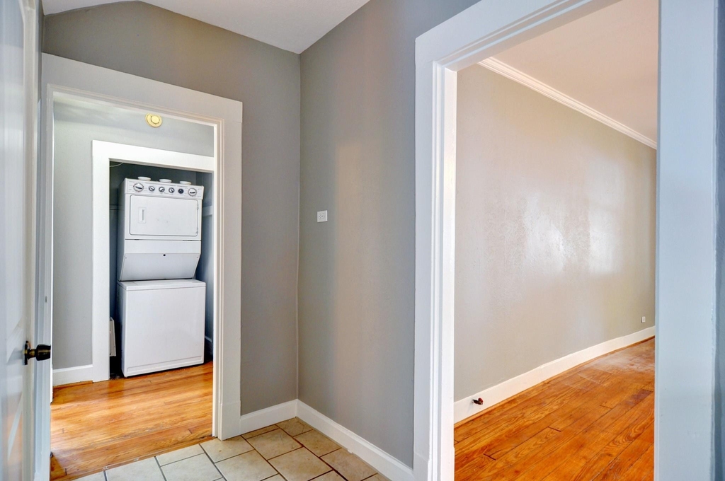 656 May Street - Photo 5