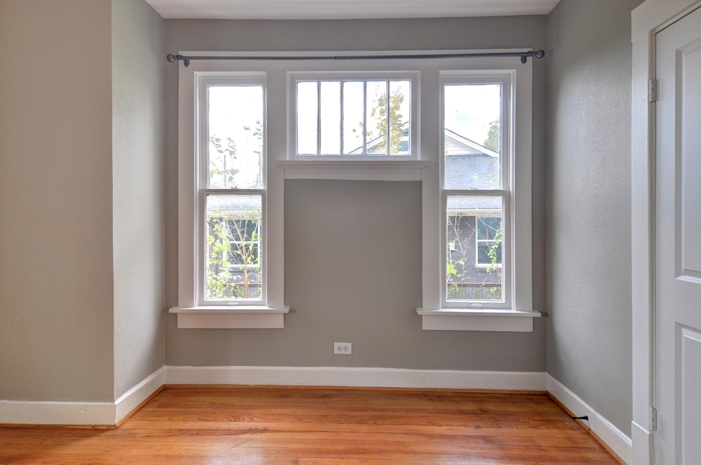 656 May Street - Photo 7