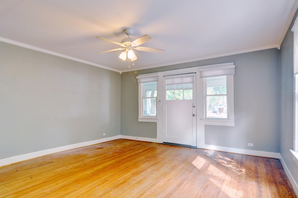 656 May Street - Photo 3