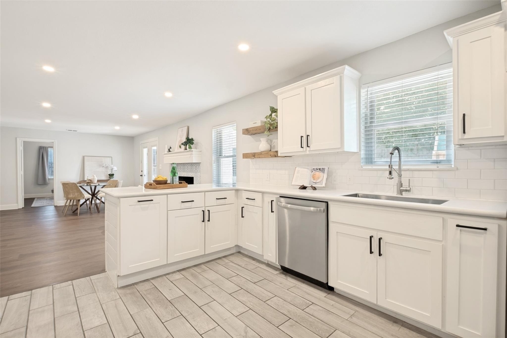 7934 Claremont Drive - Photo 13