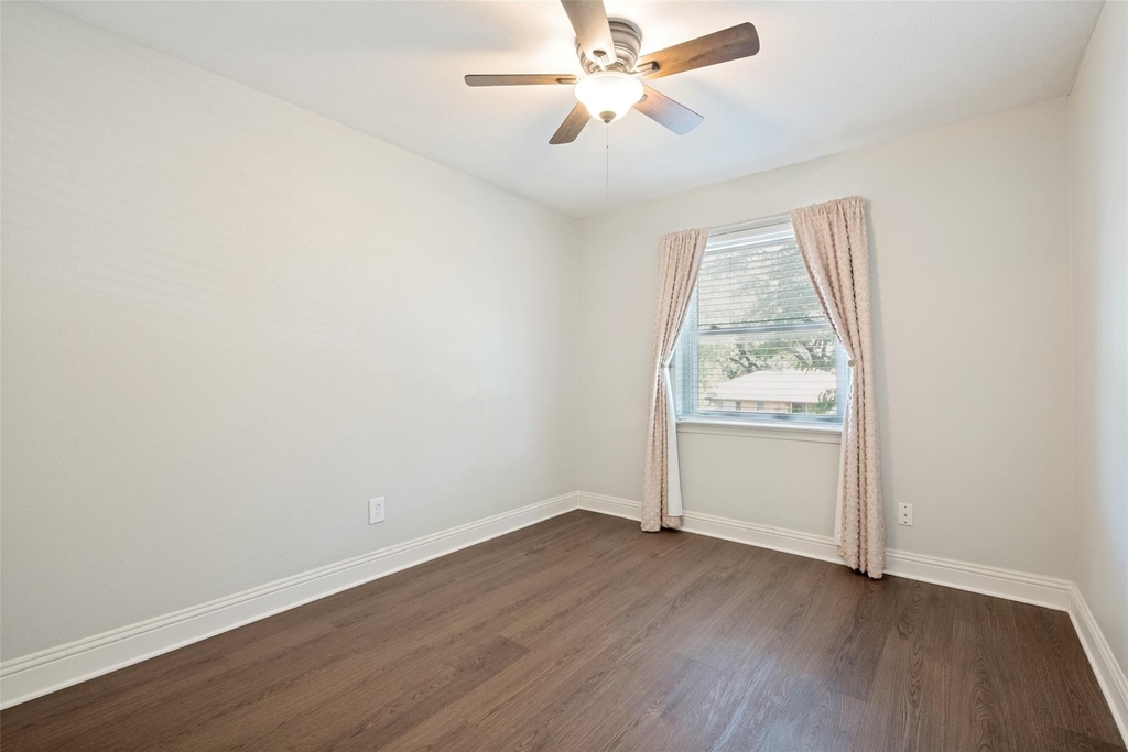 7934 Claremont Drive - Photo 20
