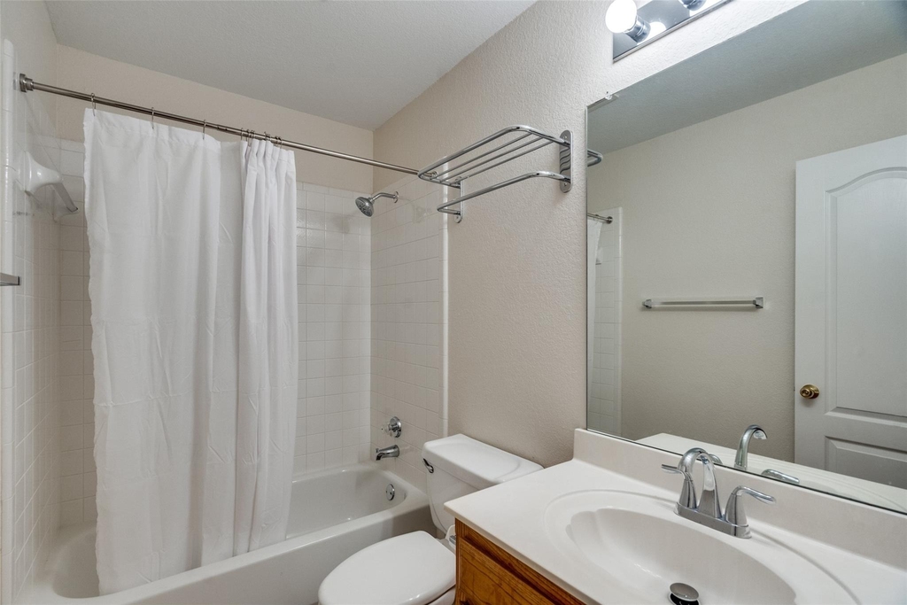 6302 Hidden Springs - Photo 17