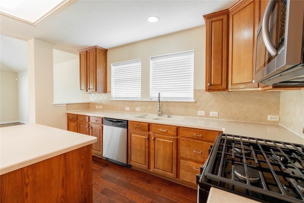 2105 Sumac Drive - Photo 19