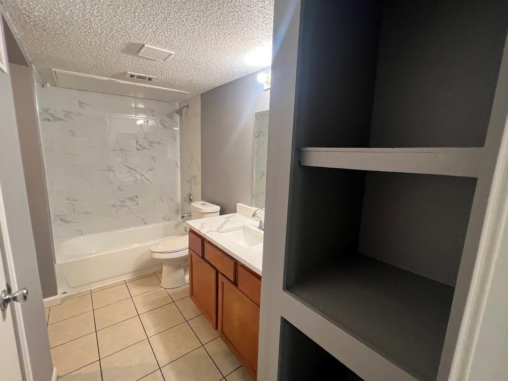 6108 Abrams Road - Photo 6