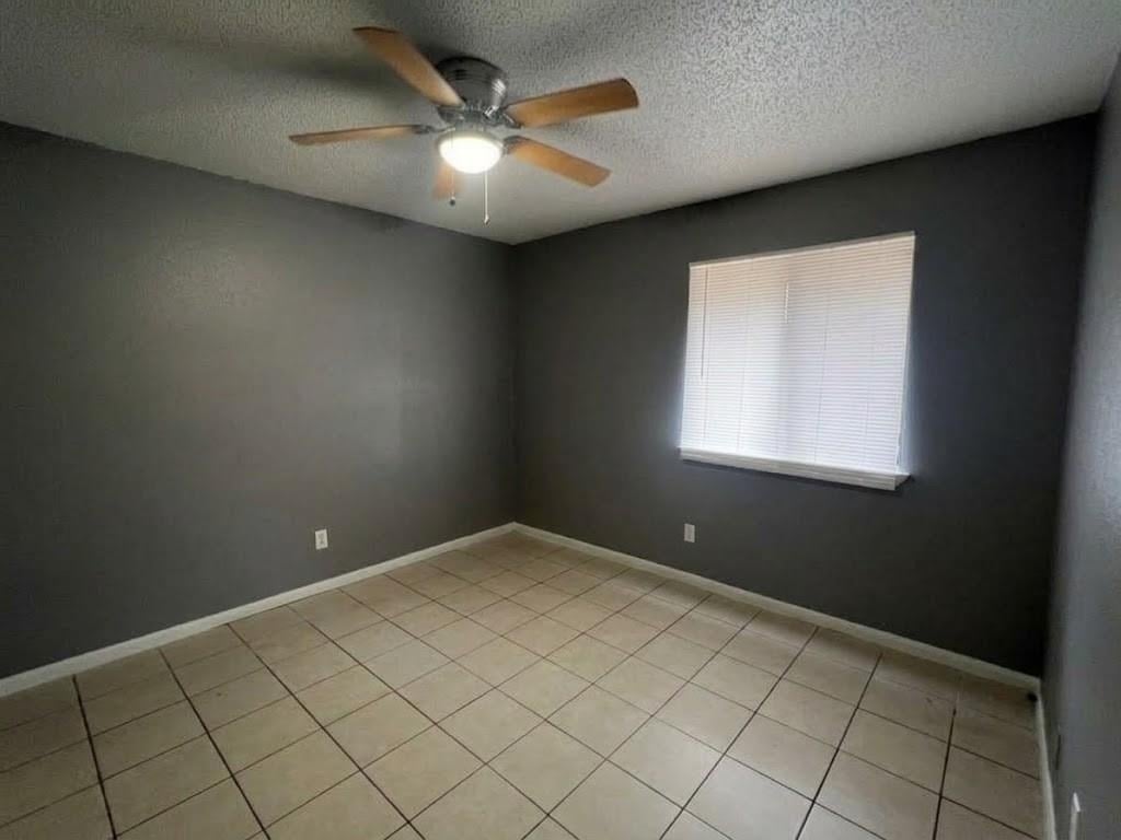 6108 Abrams Road - Photo 3