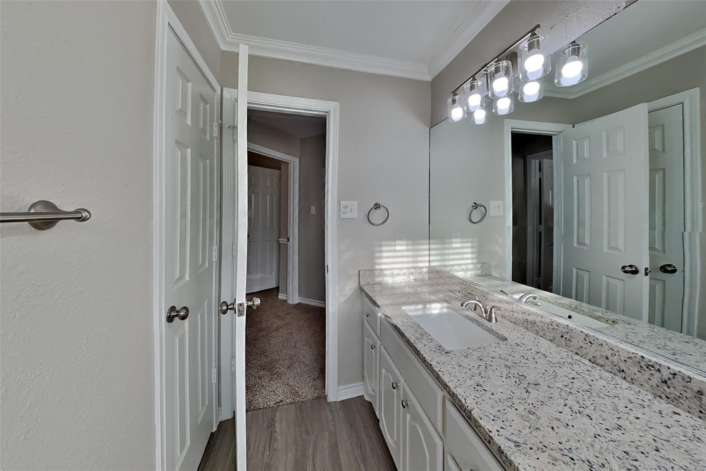 1621 Churchill Lane - Photo 19