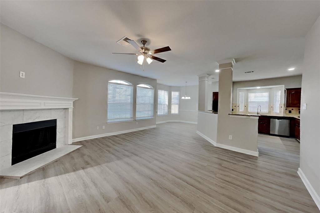 1621 Churchill Lane - Photo 1