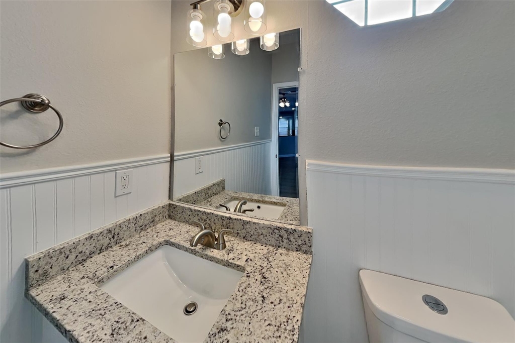 1621 Churchill Lane - Photo 18