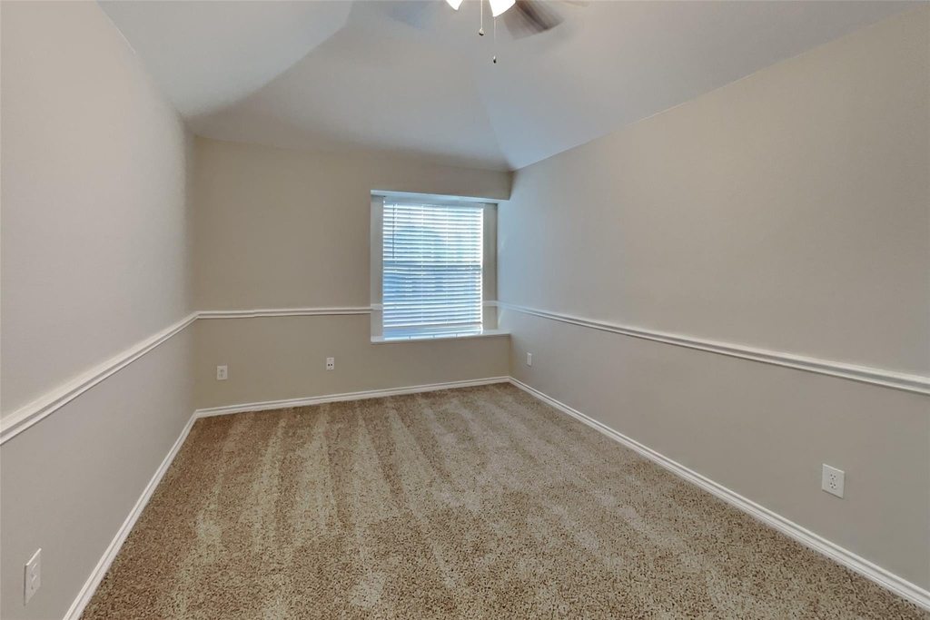 1621 Churchill Lane - Photo 14