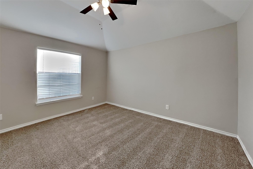 1621 Churchill Lane - Photo 16