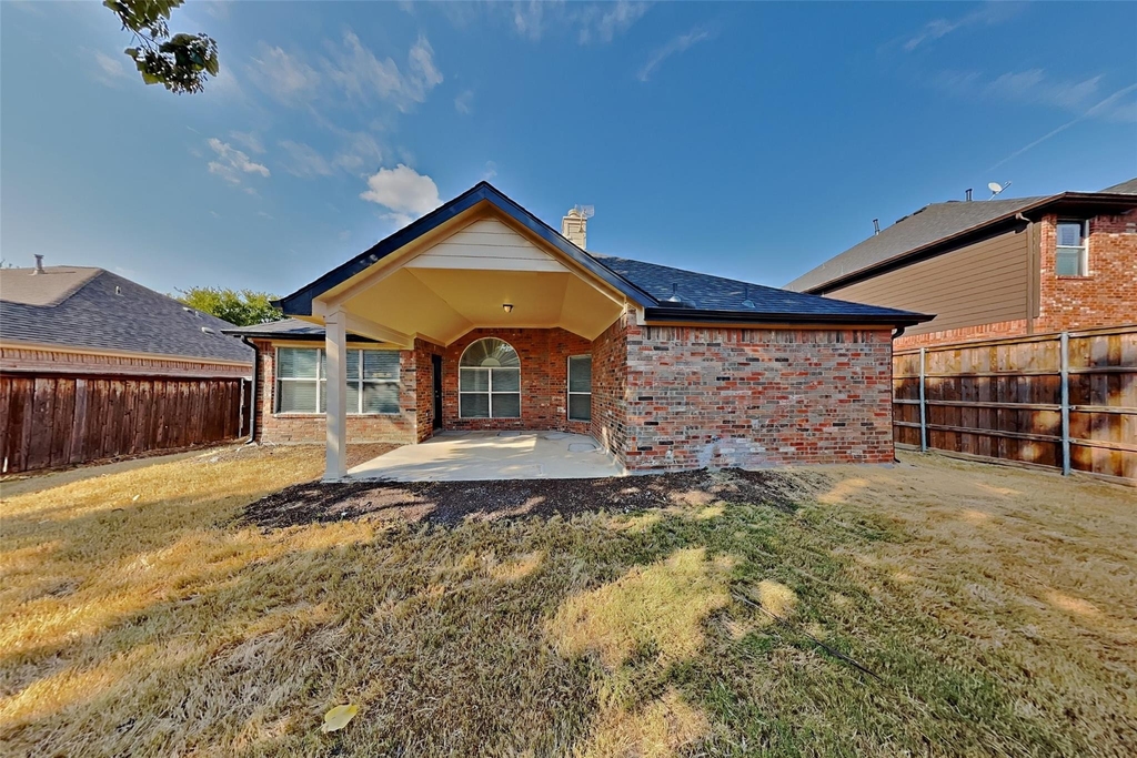 1036 Wagon Trail Drive - Photo 16