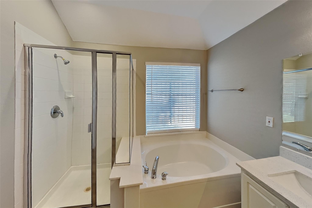 1036 Wagon Trail Drive - Photo 9