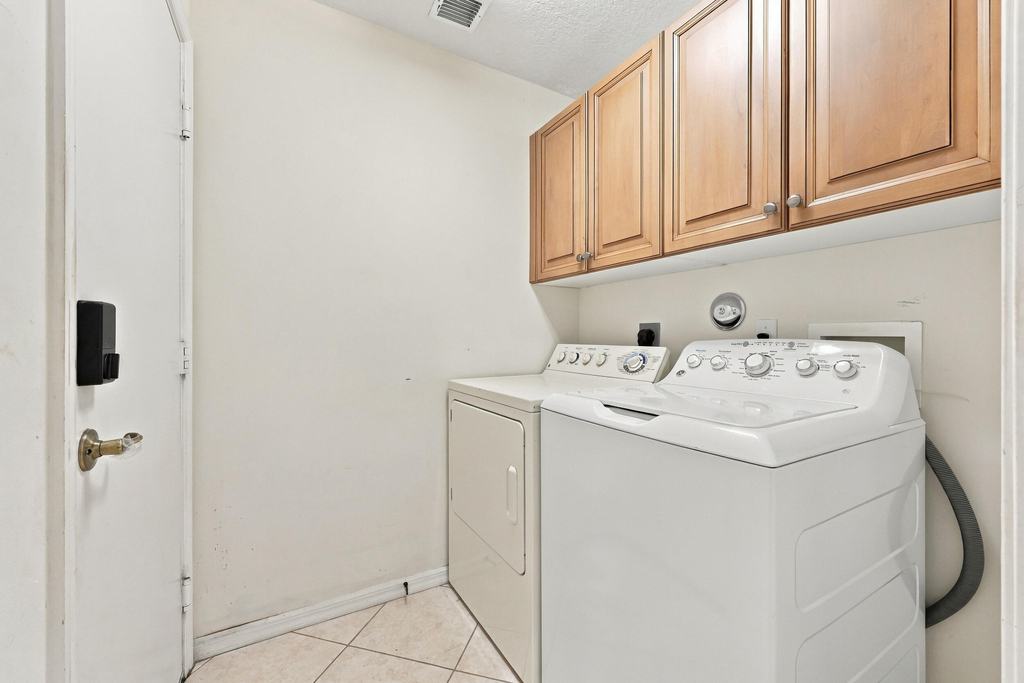9576 Taormina Street - Photo 41