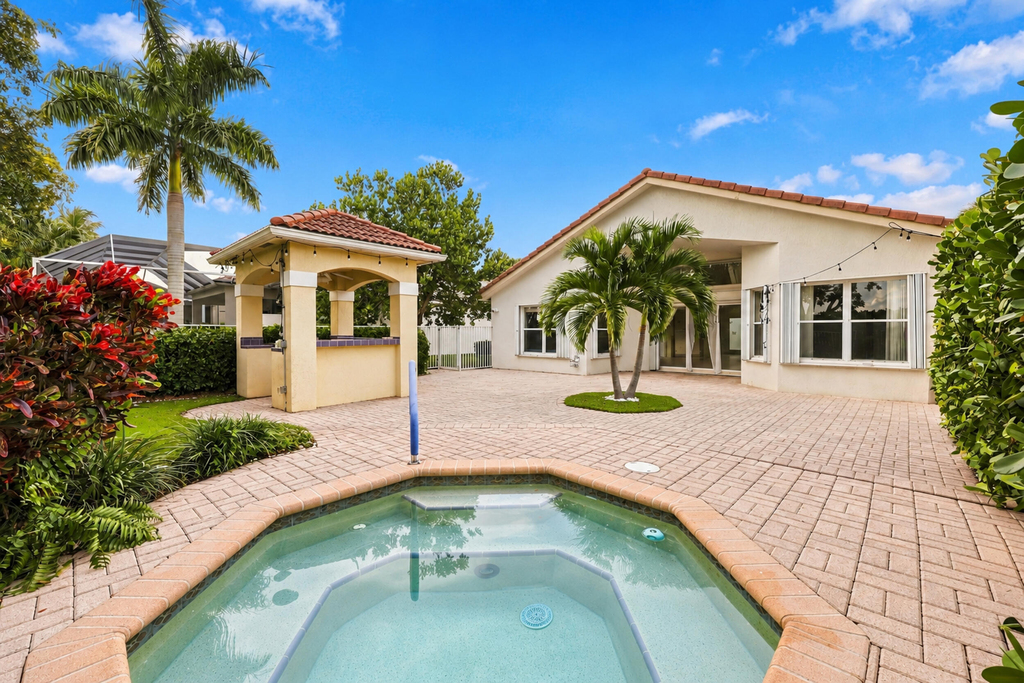 9576 Taormina Street - Photo 49