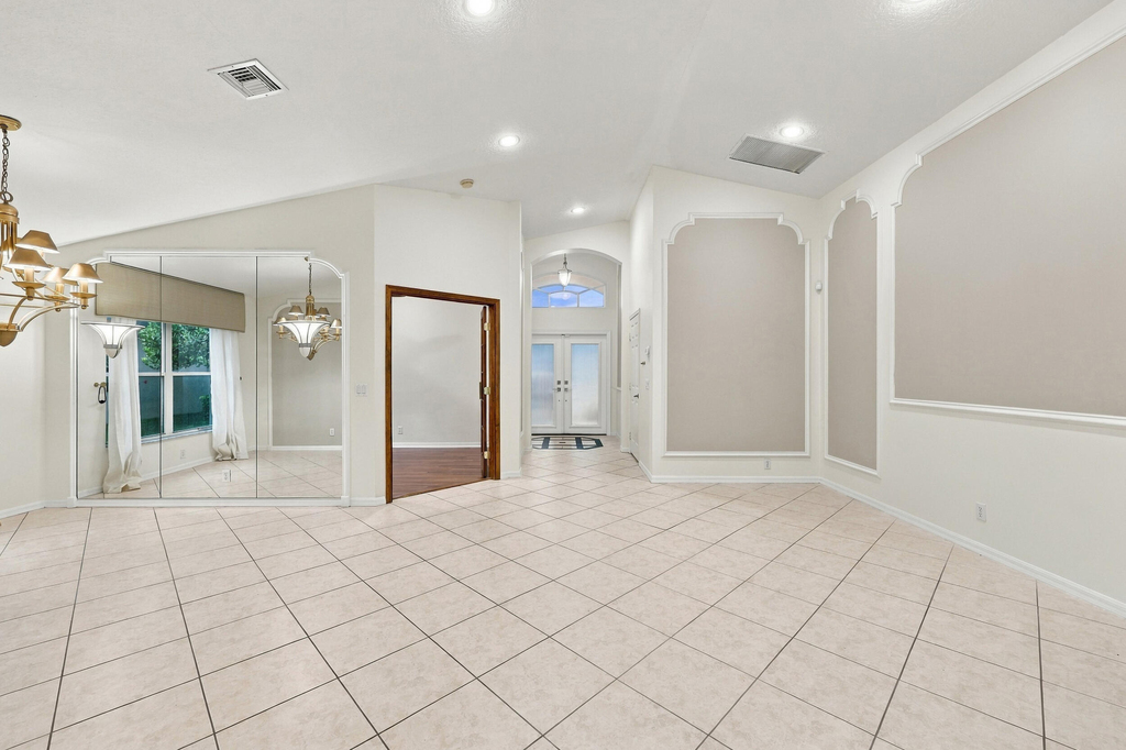 9576 Taormina Street - Photo 9