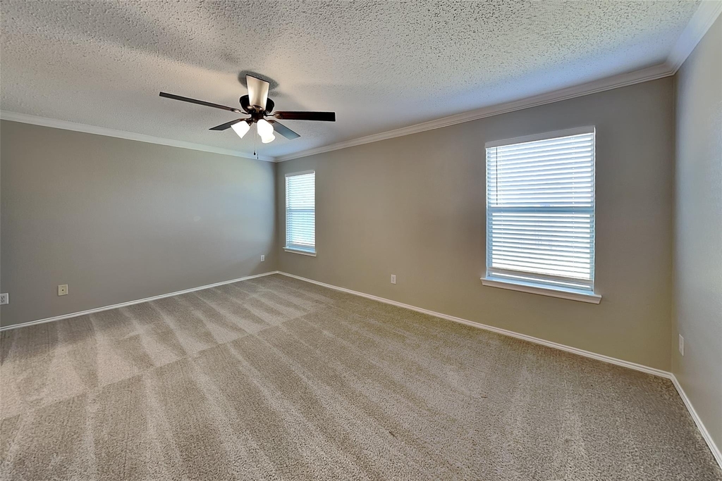 5313 Emmeryville Lane - Photo 7
