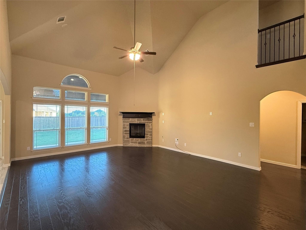 504 Christie Crossing - Photo 14