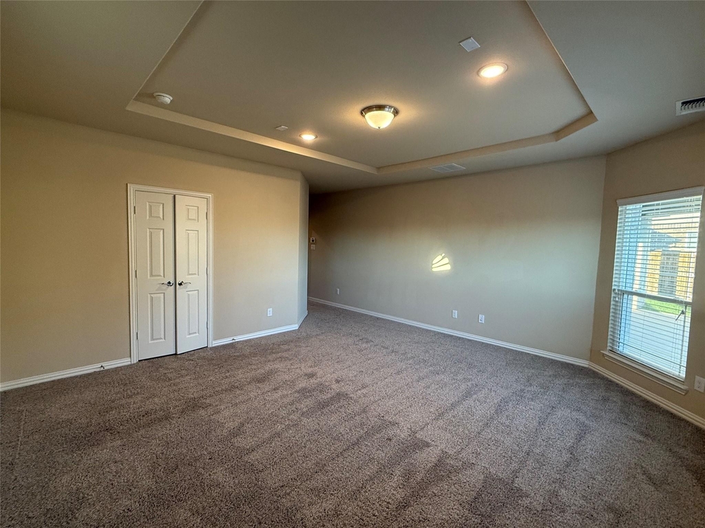 504 Christie Crossing - Photo 5
