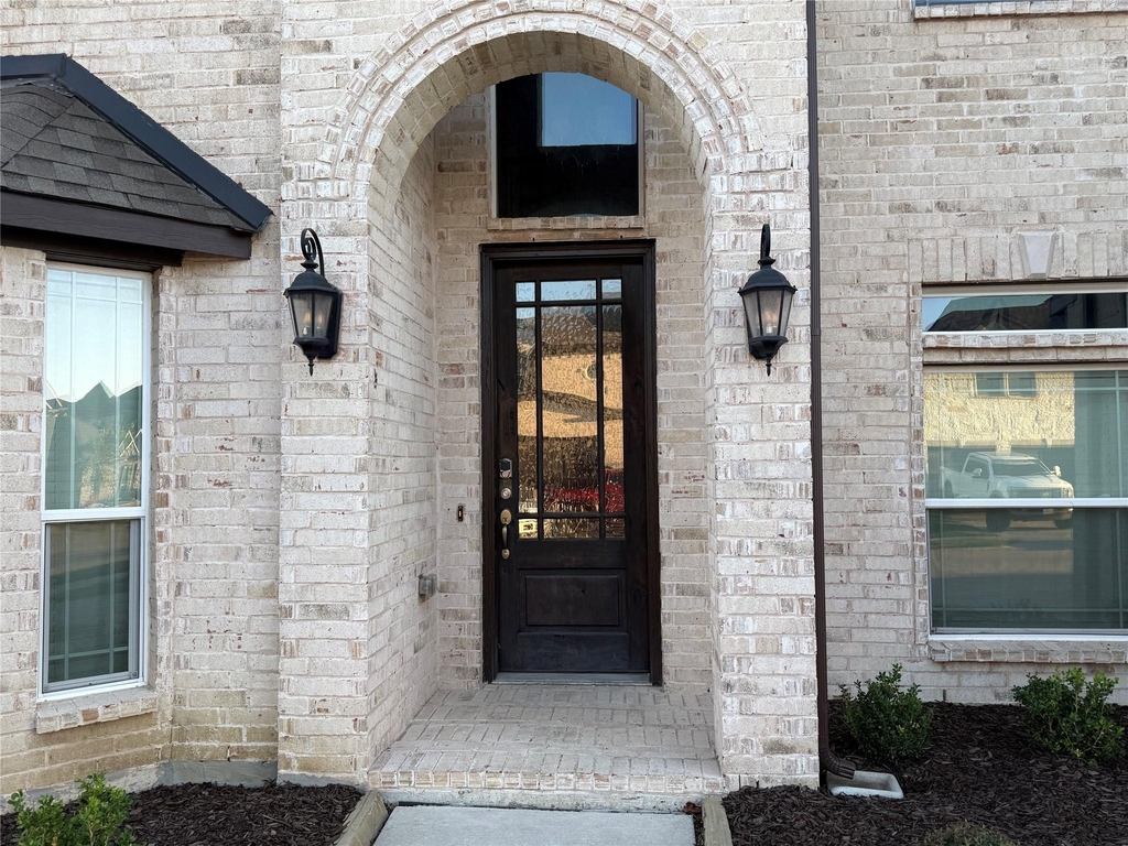 504 Christie Crossing - Photo 2